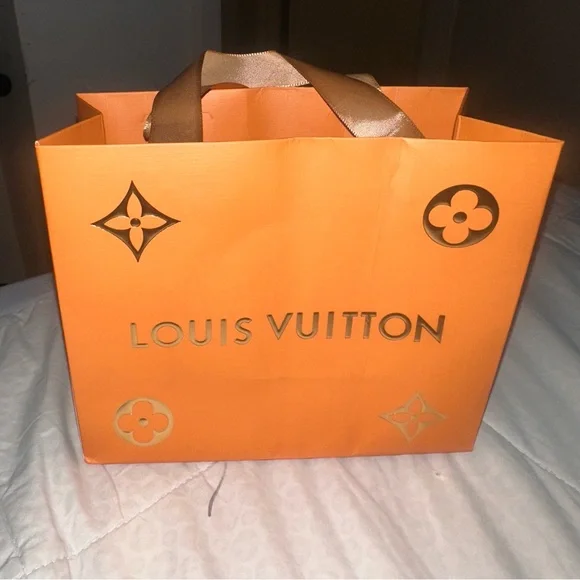 Louis Vuitton Black Space Bracelet - Picture 6 of 6